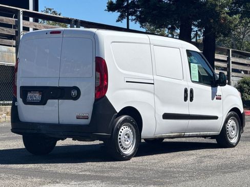 Used 2021 RAM ProMaster City Tradesman FWD image 4