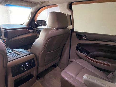 Used 2015 Chevrolet Suburban LTZ AWD/4WD image 90