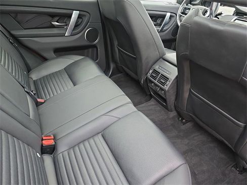 Used 2023 Land Rover Discovery Sport S image 13