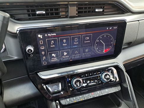 Used 2024 GMC Sierra 2500 AT4 w/ AT4 Premium Plus Package AWD/4WD image 28