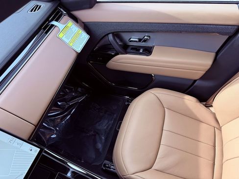 New 2026 Land Rover Range Rover Sport SE image 27