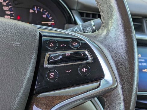 Used 2013 Cadillac XTS Luxury w/ Driver Awareness Package image 20