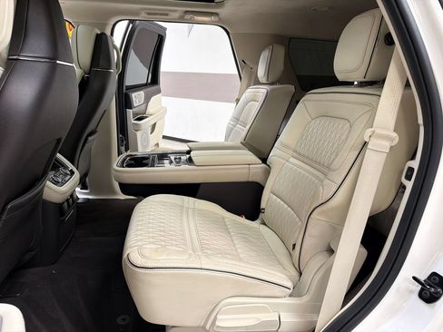 Used 2020 Lincoln Navigator Black Label AWD/4WD image 35