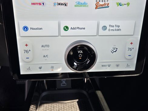 New 2023 Ford Mustang Mach-E Premium image 16