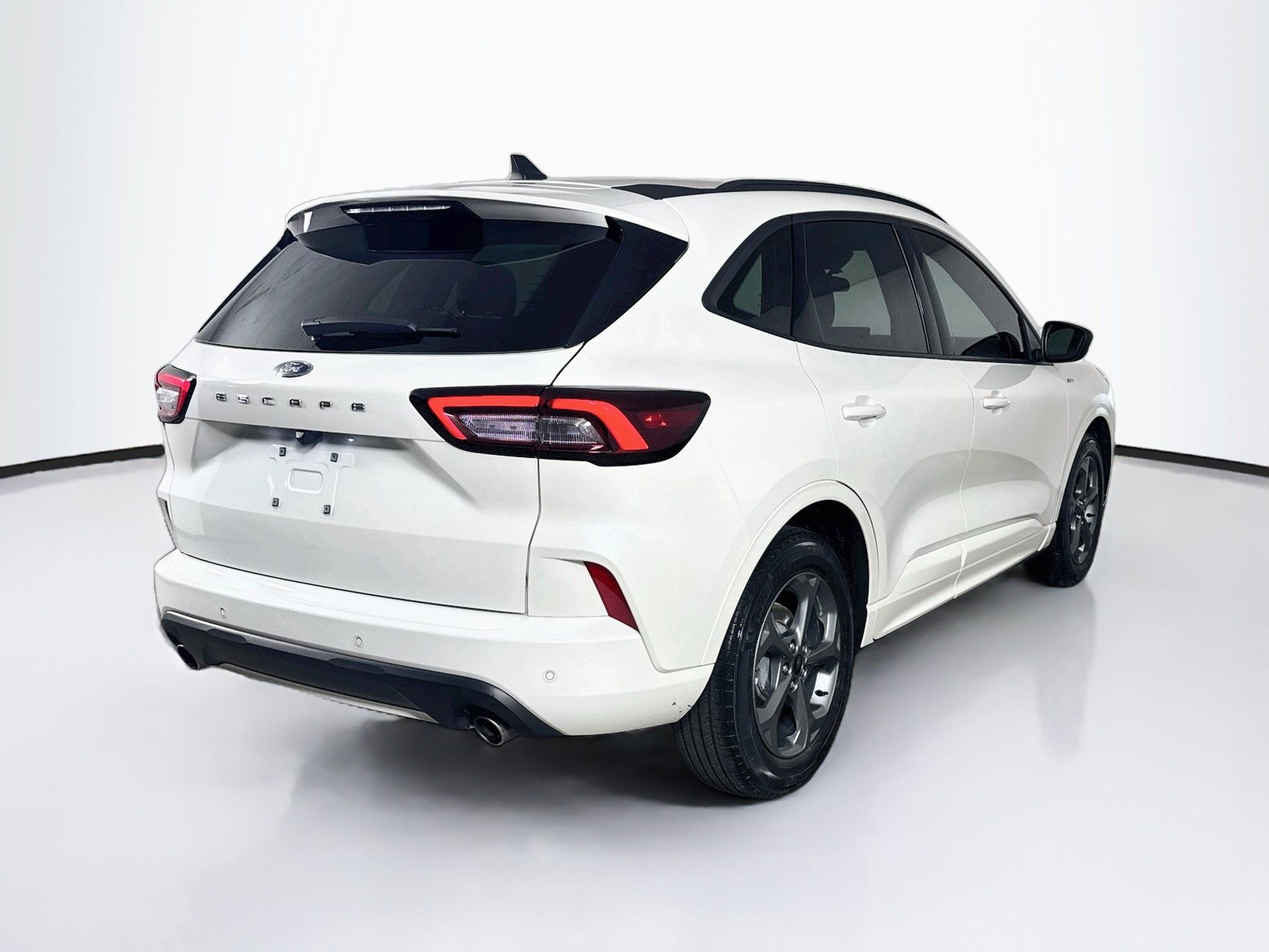 Used 2024 Ford Escape ST-Line w/ Tech Pack #1 FWD image 31