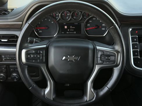 Used 2021 Chevrolet Tahoe Z71 w/ Rear Media and Nav Package AWD/4WD image 12