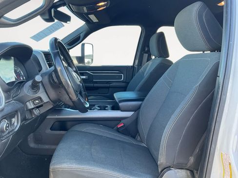 Used 2022 RAM 3500 Big Horn w/ Level C Equiment Group image 10