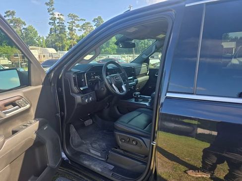 Used 2022 GMC Sierra 1500 SLT AWD/4WD image 14