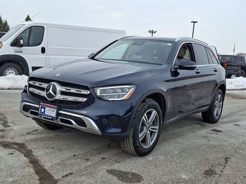 Used 2022 Mercedes-Benz GLC 300 4MATIC image 5