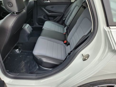 New 2026 Volkswagen Jetta SE image 29
