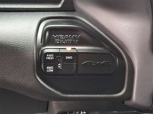 Used 2022 RAM 2500 Big Horn image 23