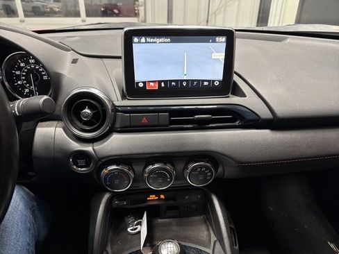 Used 2017 MAZDA MX-5 Miata RF Grand Touring image 5