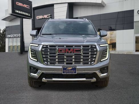 Used 2026 GMC Yukon Denali w/ Sun & Power Step Package AWD/4WD image 22
