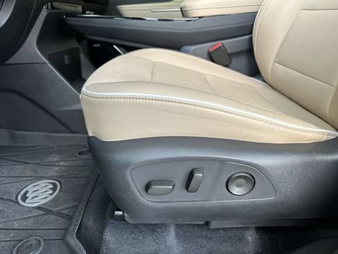 Used 2025 Buick Enclave Preferred w/ Super Cruise Package FWD image 13
