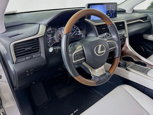 Certified 2020 Lexus RX 350L FWD w/ Premium Package image 9