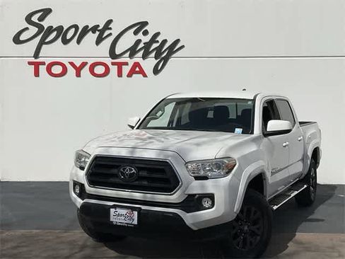 Used 2020 Toyota Tacoma SR5 image 1