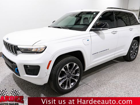 Used 2024 Jeep Grand Cherokee Overland w/ Trailer Tow Package image 2