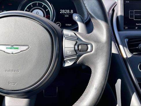 Used 2023 Aston Martin DB11 Coupe RWD image 17