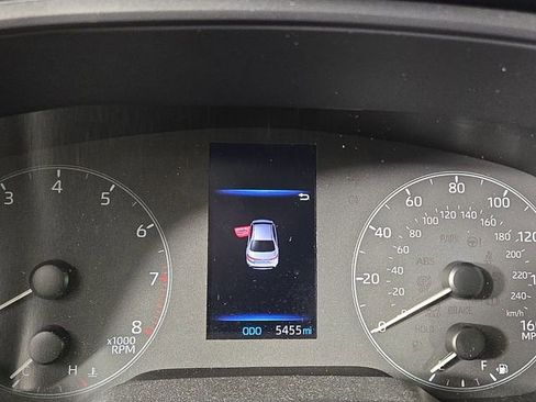 Used 2024 Toyota Corolla LE image 16