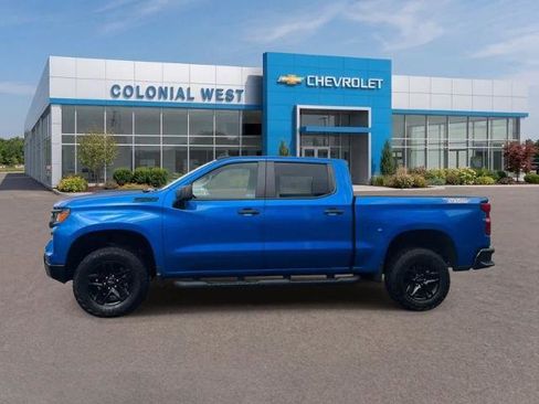 Used 2023 Chevrolet Silverado 1500 Custom Trail Boss w/ LPO, Dark Essentials Package AWD/4WD image 6