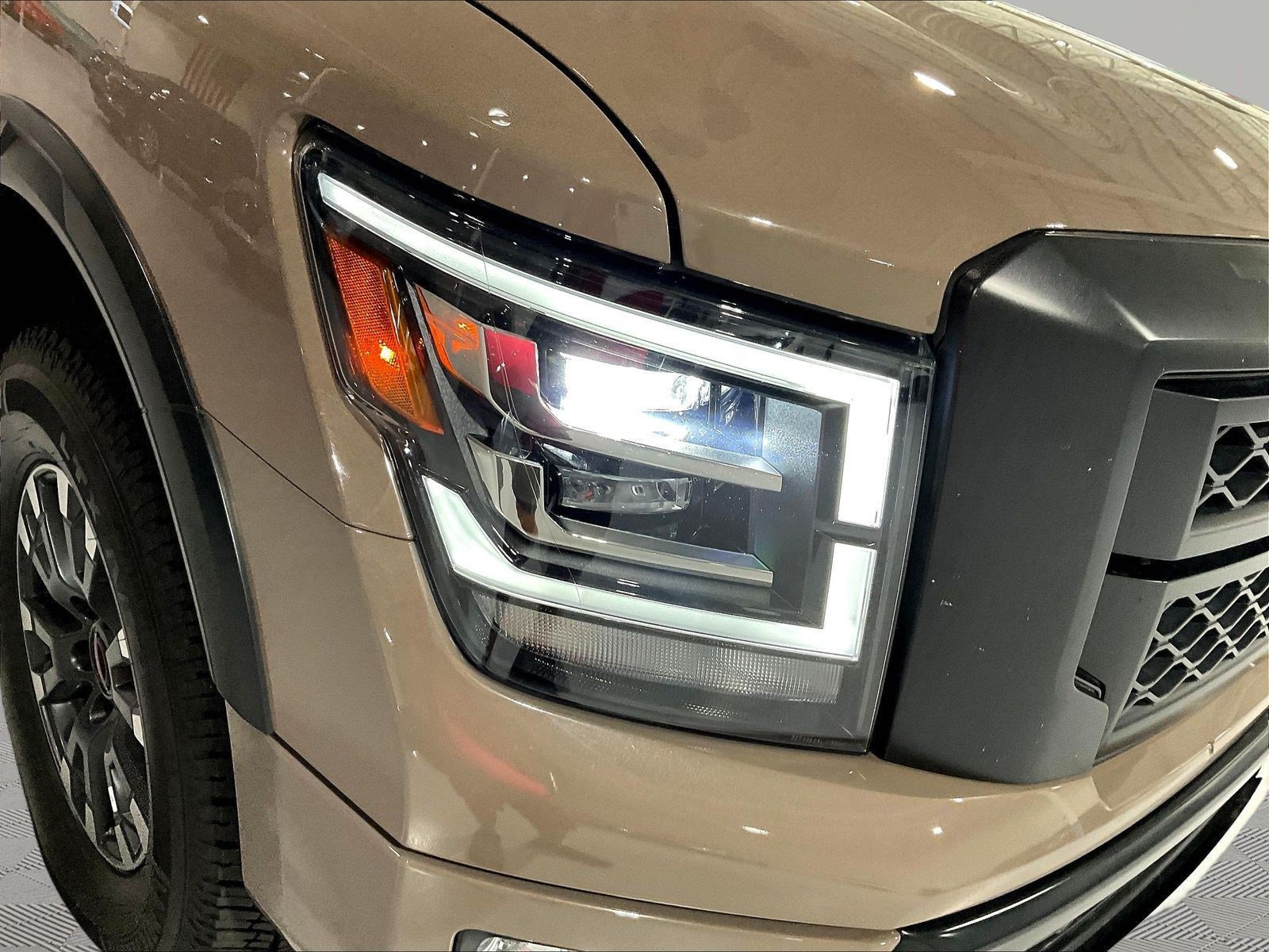 Used 2023 Nissan Titan PRO-4X w/ Pro-4x Utility Package AWD/4WD image 32