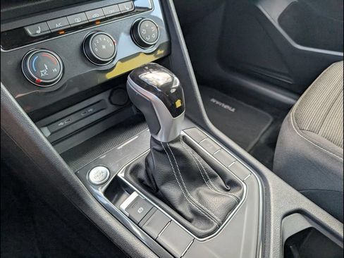 Used 2024 Volkswagen Tiguan S FWD image 20
