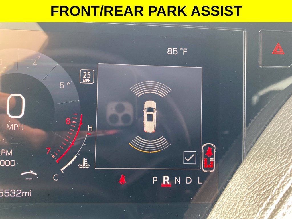 Used 2025 GMC Yukon Denali AWD/4WD image 19