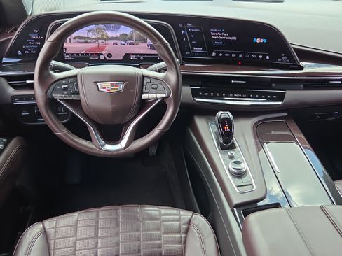Used 2021 Cadillac Escalade ESV Sport Platinum w/ Heavy-Duty Trailer Package AWD/4WD image 11