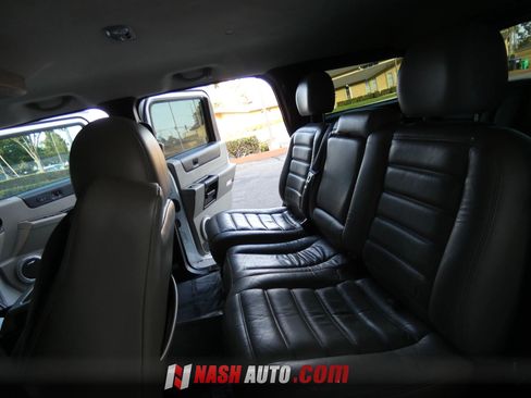 Used 2005 HUMMER H2 w/ Preferred Equipment Group AWD/4WD image 39