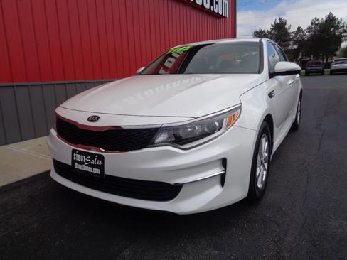 Used 2016 Kia Optima LX image 10