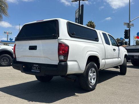 Used 2021 Toyota Tacoma SR RWD image 13