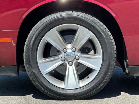 Used 2018 Dodge Challenger SXT RWD image 24