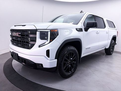 Used 2024 GMC Sierra 1500 Elevation w/ X31 Off-Road Package AWD/4WD image 14