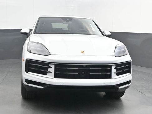 New 2025 Porsche Cayenne S image 10