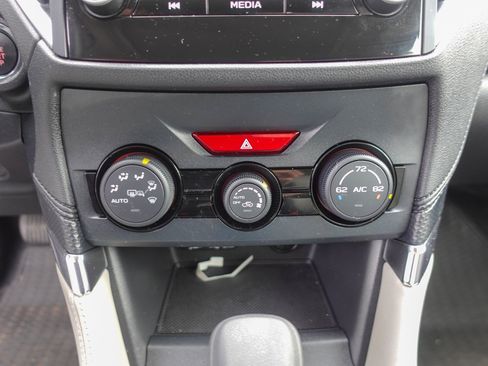 Used 2024 Subaru Forester Premium image 19