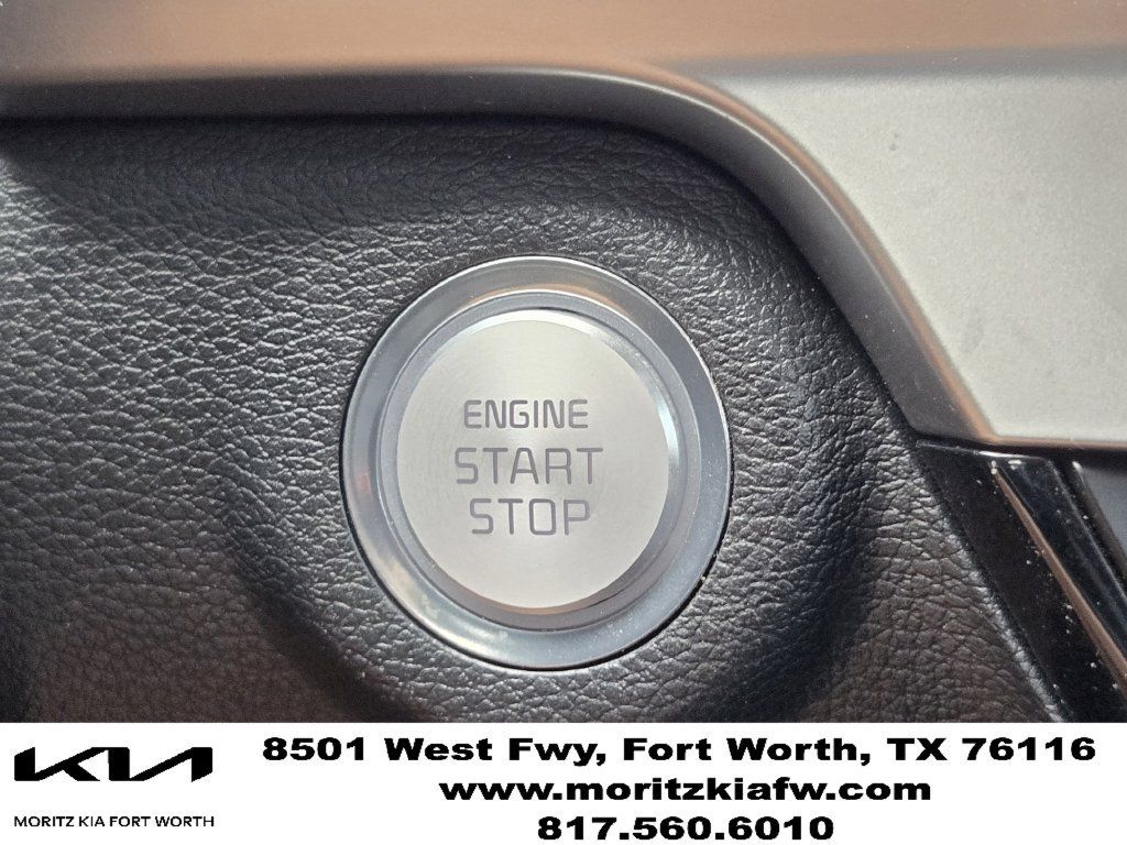 Certified 2025 Kia Telluride EX w/ EX Captain's Chair Package FWD image 20
