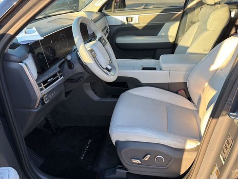 Used 2025 Hyundai Santa Fe Limited FWD image 10