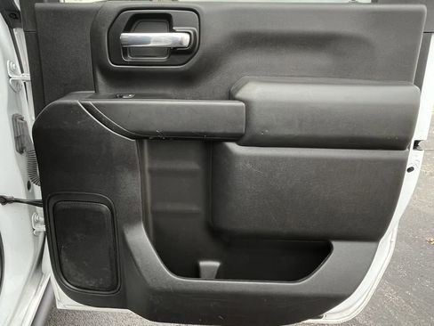 Used 2022 Chevrolet Silverado 2500 LT w/ Convenience Package image 18