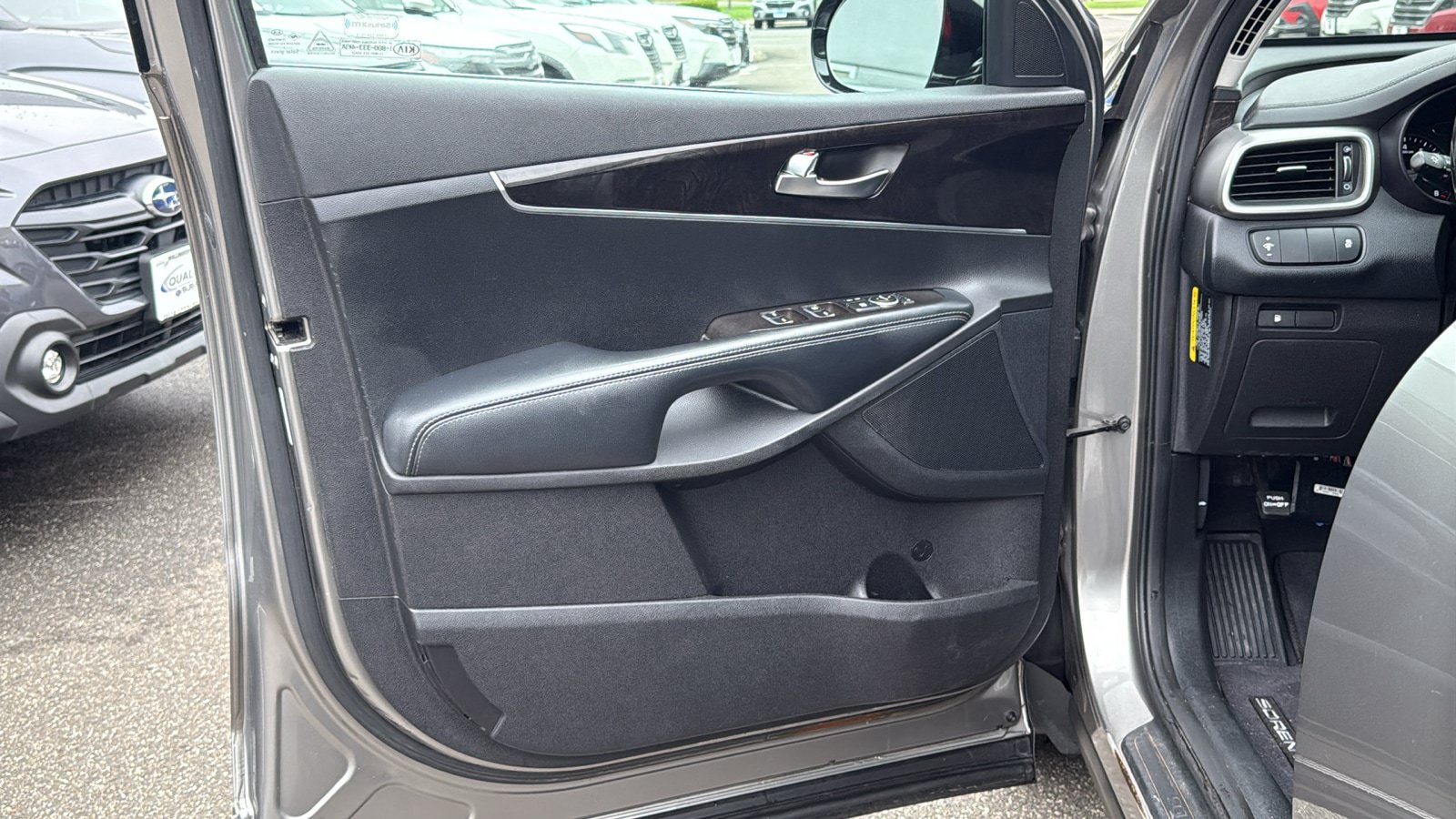Used 2018 Kia Sorento AWD image 9