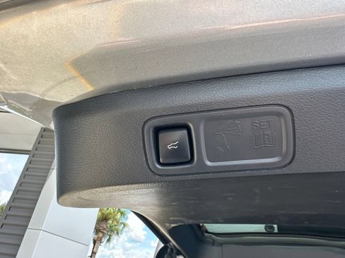 Used 2024 Ford Expedition Max Limited AWD/4WD image 15