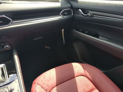 Certified 2024 MAZDA CX-5 Carbon Edition image 15