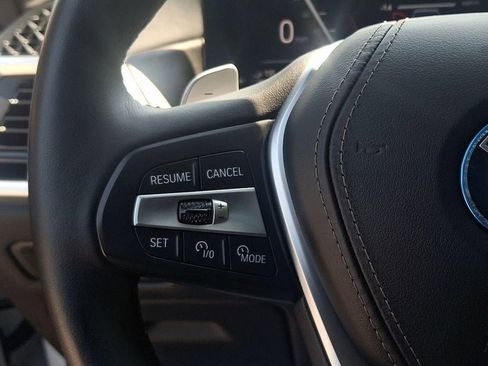 Certified 2025 BMW X5 xDrive50e w/ Climate Comfort Package image 22