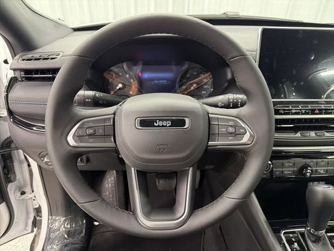 New 2026 Jeep Compass Latitude AWD/4WD image 19