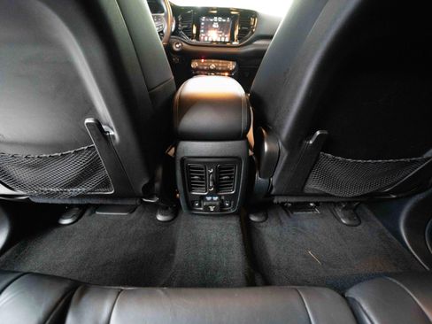 Used 2022 Dodge Durango GT image 21