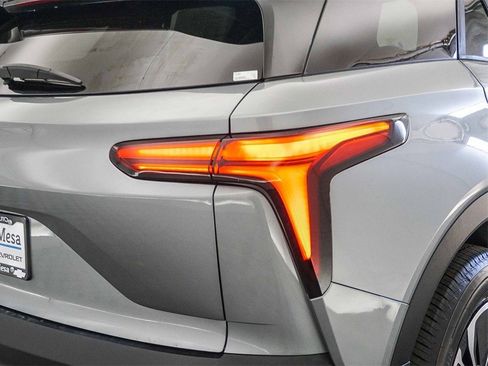 New 2026 Chevrolet Blazer EV LT image 9
