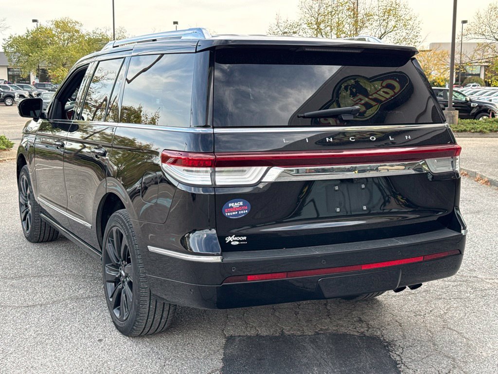 Used 2023 Lincoln Navigator Reserve AWD/4WD image 13