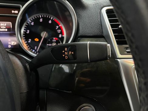 Used 2016 Mercedes-Benz GL 450 4MATIC w/ Premium I Package image 31