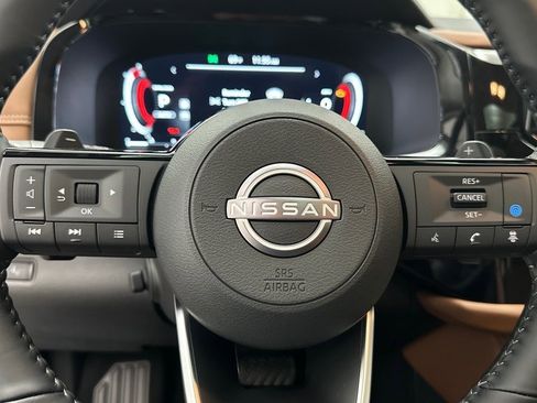 New 2025 Nissan Pathfinder Platinum w/ Cargo Package image 17