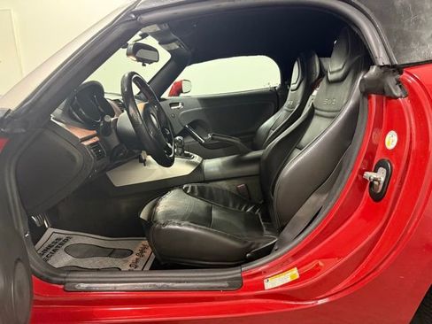 Used 2007 Saturn Sky Red Line image 10
