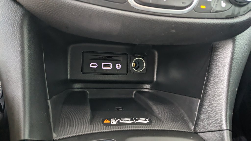 Used 2019 Chevrolet Equinox Premier FWD image 26